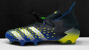 This is how adidas wants to transmit all these sensations to all footballers on the planet; Adidas Predator Freak 1 Fg Ag Superlative Youtube