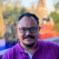 Carlos Dones's Instagram, Twitter & Facebook