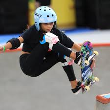 At the other end of the unusually broad age spectrum at the inaugural olympic skateboarding competition. How Olympic Skateboarding Is Scored Popsugar Fitness