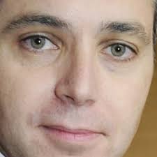 El divorcio de Vicente Vallés destruyó a su ex periodista y a su familia