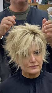 Barbara Halasz (barbilouann)