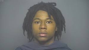 Reposting DANGEROUS PERSON: Reward if leading to arrest JYCIR CARRINGTON  PLEASE spread the word and be