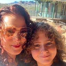 Tabitha Estep's Instagram, Twitter & Facebook