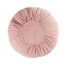 Questi cuscini decorativi rotondi rossi e di altri colori per il letto potrebbero essere utilizzati anche come cuscini divano. Cuscino Rotondo In Velluto Rosa D 45 Cm Alexandrine Maisons Du Monde