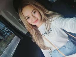Her birth name is siti sarah binti raisuddin. Showbiz Siti Sarah Raisuddin Goes Blonde Like Beyonce