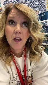 Carrie Mote's Instagram, Twitter & Facebook