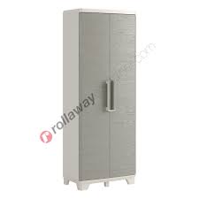 Dall'armadio porta attrezzi da giardino in legno a quello in resina, molto resistente e dalle linee più moderne. Armadio Da Esterno In Resina Robusto E Resistente Ai Raggi Uv