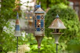 Eine preiswerte alternative zu natursteinen. Topferei Strohm Geschirr Gartenkeramik Petroleumlampen Und Dachreiter Aus Salzglasiertem Steinzeug Seit 1990