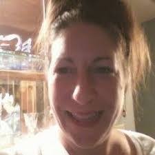 Dana Bausch's Instagram, Twitter & Facebook