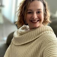 Luellen Mack's Instagram, Twitter & Facebook