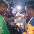 Le anteprime, gli approfondimenti, le intervisite, i video e le foto sull'argomento: Osimhen Il Giocatore Del Napoli A Una Festa Senza Mascherine In Nigeria Video Sky Sport
