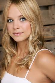 Reparto de Pasadena (serie 2001). Creada por Mike White