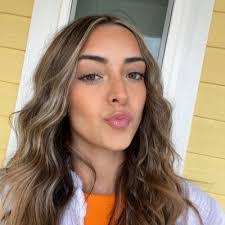 Kierra Anderson's Instagram, Twitter & Facebook