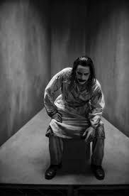 Zack snyder's justice league, comúnmente conocido como «snyder cut», es la próxima versión del director, que se estrenará el 18 de marzo de 2021, este corte es la versión original de la película estadounidense de superhéroes, liga de la justicia de 2017. First Look At Jared Leto S Joker In Zack Snyder S Justice League Vanity Fair