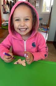 Samantha Wadley's Instagram, Twitter & Facebook