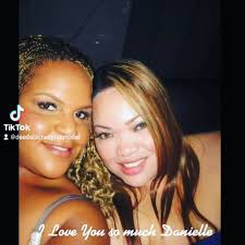 International Plus Size Model (@deedelacruzplusmodel) • Instagram photos  and videos