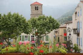 Le développement durable est un développement. Quillan Et Le Tourisme Vert En France All Andorra