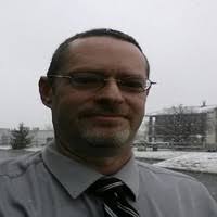 100+ perfiles de «Robert Thayer»