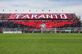 La curva nord saluta nadia toffa. Taranto Tra La Curva Nord E Massimo Giove Resta Il Gelo