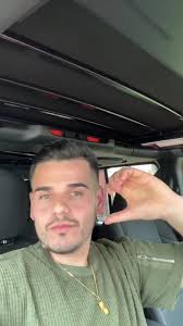 Adrian Benitez Era Casado