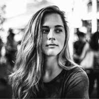 9 "Clara Lind" profiles