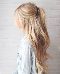 Lange braune haare dunkelbraune haare elegante frisuren coole frisuren haar ideen frisur stufenschnitt für lange haare: Blonde Haare 21 Tolle Frisurideen Und Pflegetipps Frisurentrends Mode Zenideen Lange Blonde Haare Frisur Ideen Langhaarfrisuren
