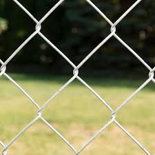 Homeadvisor's chain link fence cost guide gives installation and building prices. Yardgard 6 Ft X 50 Ft 11 5 Gauge Galvanized Steel Chain Link Fabric 308706a The Home Depot