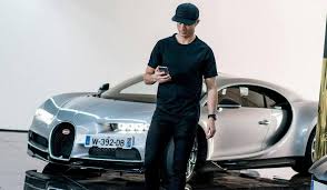 Plus, many malaysian spec car lacks in many safety features. Kereta Termahal Di Dunia Bugatti La Voirture Noire Kini Milik Christiano Ronaldo Careta