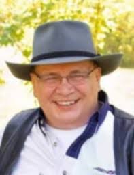 Raymond Lyle's Instagram, Twitter & Facebook