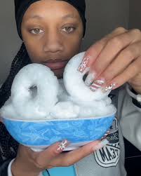 All the comments are talking about iron deficiencies and complaining about  how impractical this is but us neurospicies understand, right? It's all  about the ✨texture✨