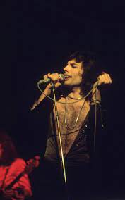 Freddie Mercury His Life And Career In Pictures Freddie Mercury Queen Freddie Mercury King Of Queens
