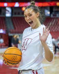 Wisconsin Women's Basketball on X: "We've got your back @halledouglass ❤️  https://t.co/m99296EAyu" / X