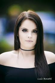 Nikon 200mm F2 AF-S VR is a Beast for Portraits