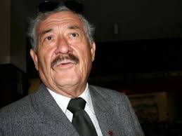 Usted tiene alguna duda que están robando?"