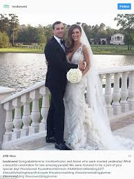 Dec 14, 1991 · adam timothy frazier, professionally known as adam frazier is an american professional baseball player.frazier plays as a baseball second baseman and outfielder for the mlb team pittsburgh pirates. Ashlee Frazier In Low Cut Gown As She Weds Aaron Williams Daily Mail Online