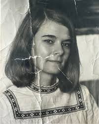 Restoring a cherished photo of a mother who passed away at 44