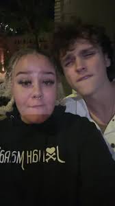 honey, you're familiar @JonahMarais