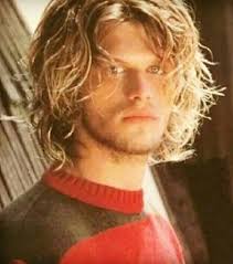 Kivanc Tatlitug Unluler Uzun Sac Sac