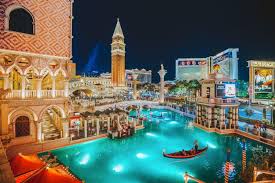 Gondola Rides At The Venetian | Exploring Las Vegas