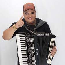 Nêga eu te quero / e me desespero / eu vou me acabar / dentro desse bar Stream Amar Sem Ser Amado Tarcisio Do Acordeon By Ivan Lima Listen Online For Free On Soundcloud