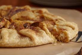Enjoy An Easy Free Form Caramel Apple Pie Tonight This Rustic Caramel Apple Pie Dessert Can Be Savored At A Fancy Tart Recipes Caramel Apple Pie Kraft Recipes