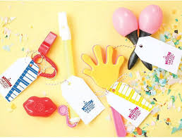 Noisemaker & Instrumento musical Surtido (50 PC) : Amazon.com.mx: Juguetes  y Juegos