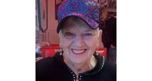 Sandra Hufford's Instagram, Twitter & Facebook