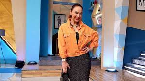 Kabar duka itu dibenarkan aktris senior ayu azhari, rekan syuting mendiang wan abud dalam sinetron putri duyung. Qwavyucfhwqiom