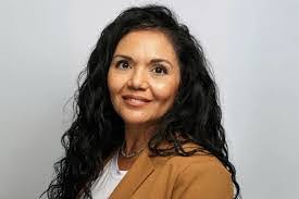 Gloria Burchfield's Instagram, Twitter & Facebook