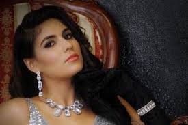 Make up by Erika La' Pearl Roman