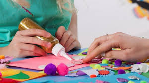 ‪Easy crafts for kids | DIY makes for parents and kids to do at home -  CBeebies‬‏
