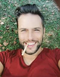 Kai, liebevoller Wochenend Papa und Karriereberater