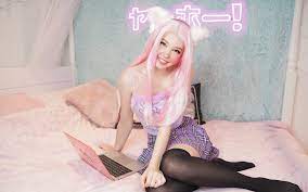 Belle delphine teasing