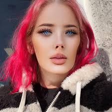 Classmates from ERHS class of 1990